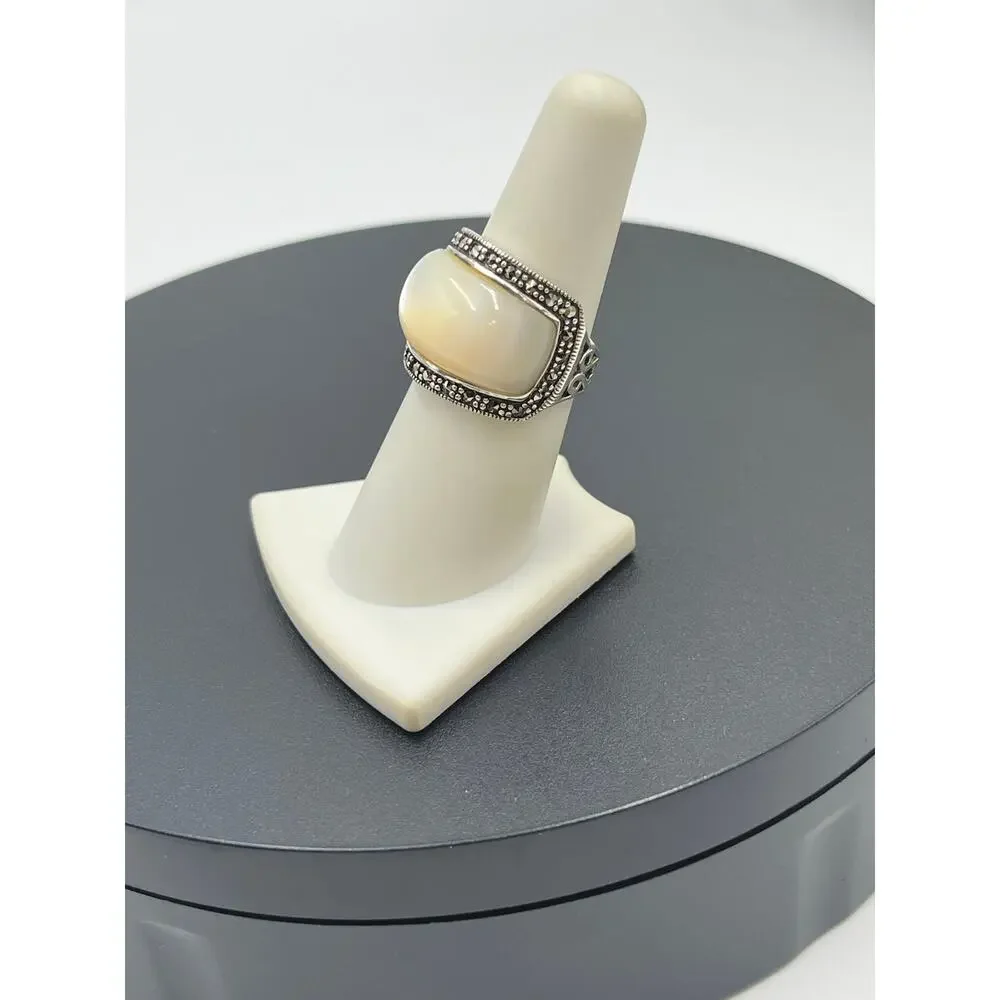 Sterling Silver 925‎ Cream Mother of Pearl and Marcasite Ring Sz 7.25